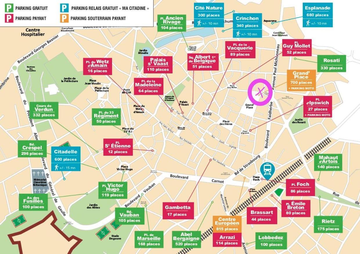 Au Coeur De La Grand Place Arras Exteriör bild